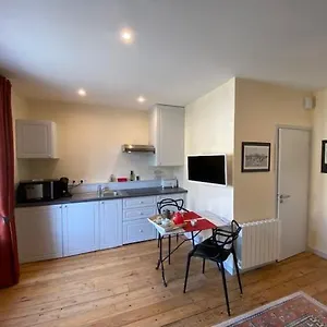 https://kereden-location.inbrittany.com